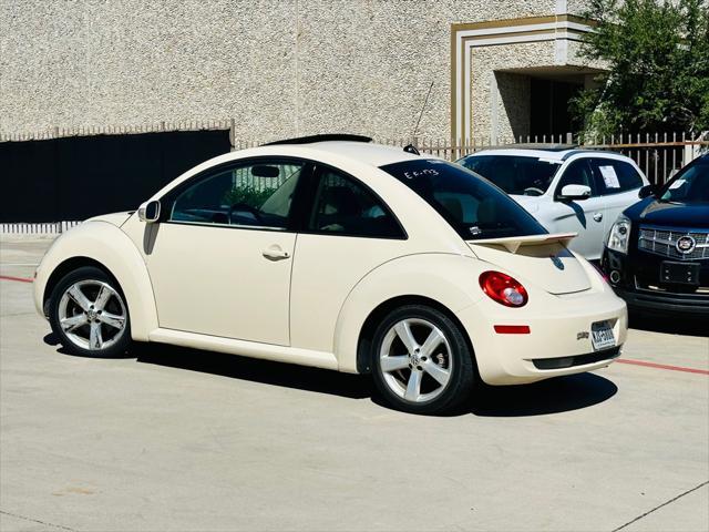 used 2007 Volkswagen New Beetle car, priced at $5,500