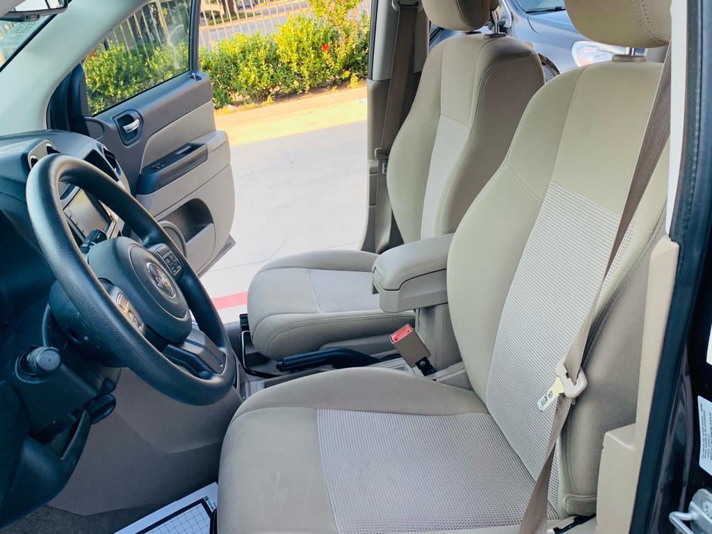 used 2014 Jeep Compass car, priced at $5,990