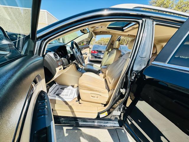 used 2009 Saturn Vue car, priced at $4,500