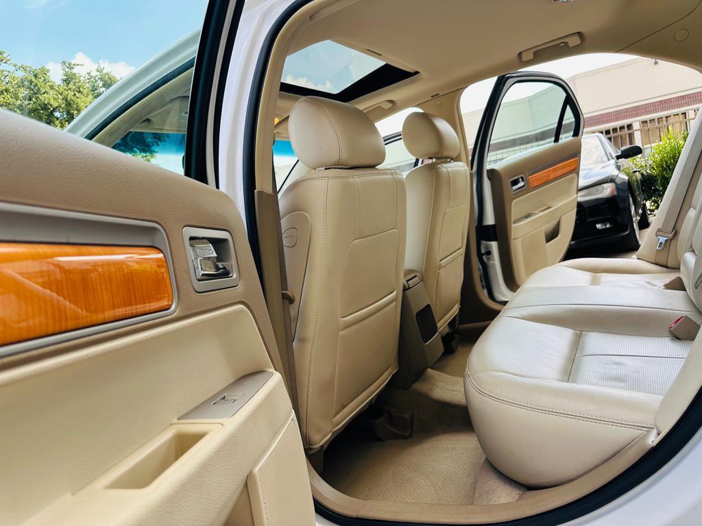 used 2006 Lincoln Zephyr car, priced at $4,500