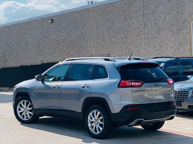 used 2015 Jeep Cherokee car, priced at $5,500