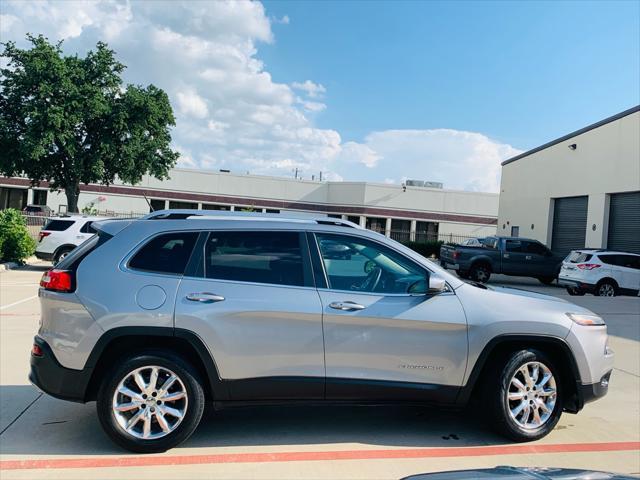 used 2015 Jeep Cherokee car, priced at $5,500