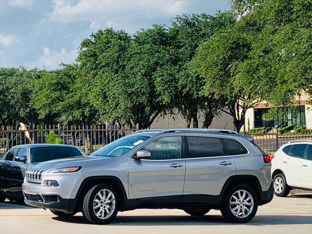 used 2015 Jeep Cherokee car, priced at $5,500