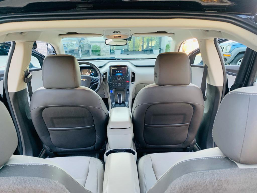 used 2014 Chevrolet Volt car, priced at $5,990