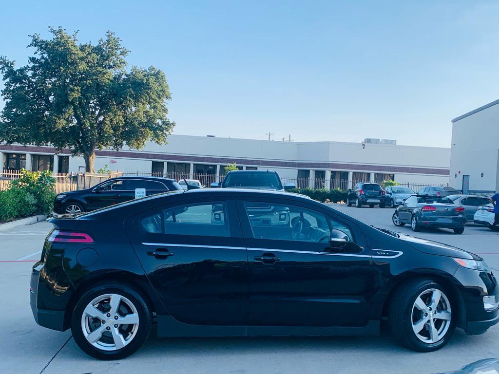 used 2014 Chevrolet Volt car, priced at $5,990