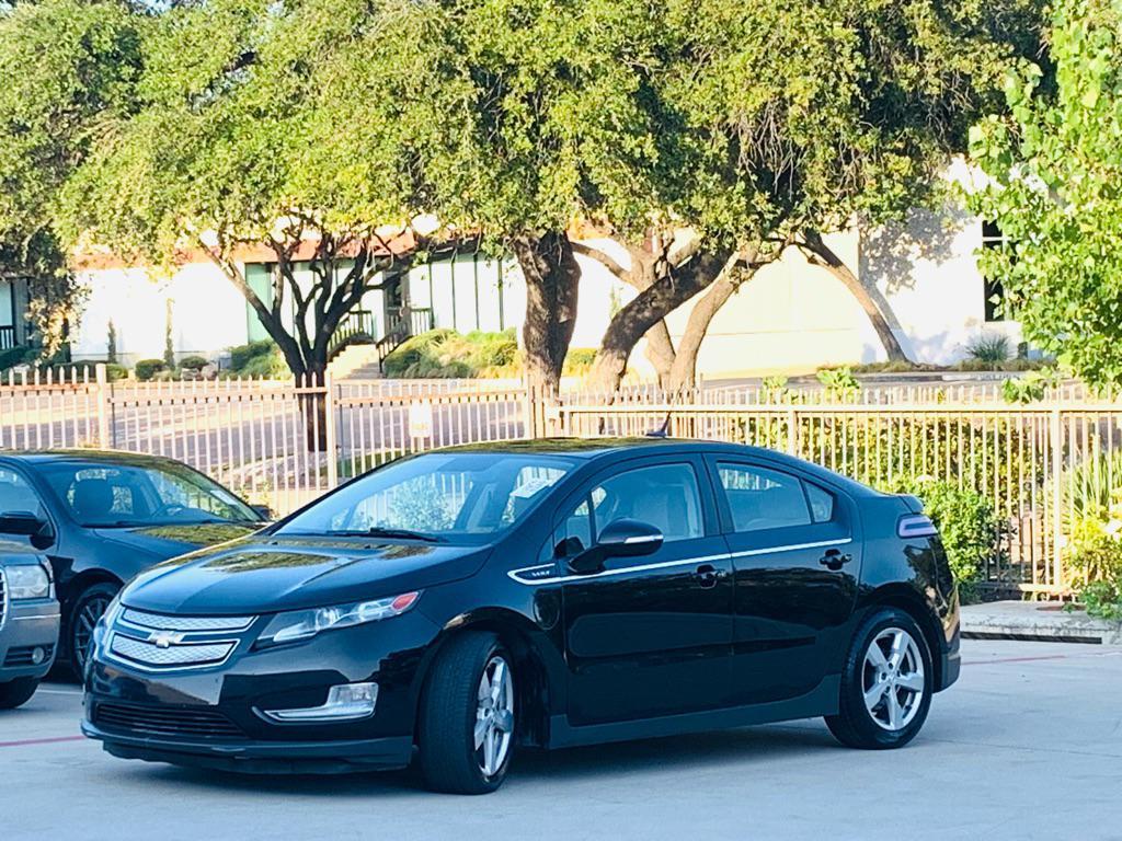 used 2014 Chevrolet Volt car, priced at $5,990