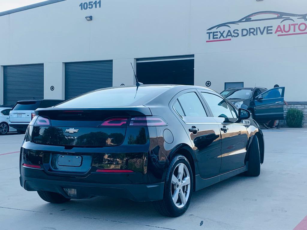 used 2014 Chevrolet Volt car, priced at $5,990