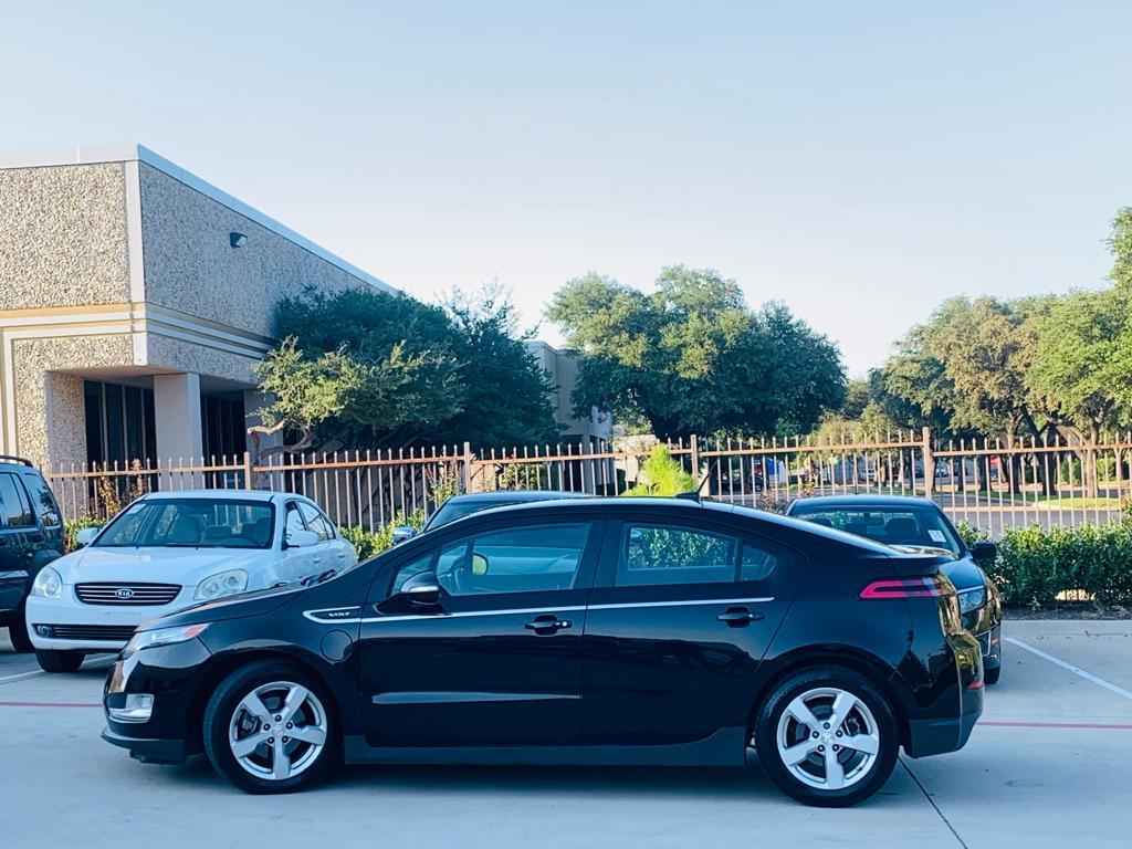 used 2014 Chevrolet Volt car, priced at $5,990