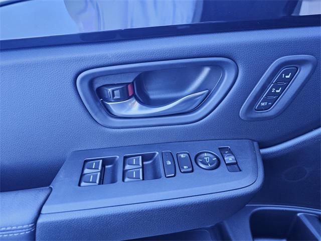 new 2025 Honda Pilot car, priced at $48,075