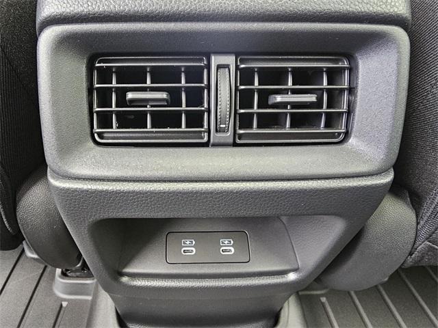 new 2025 Honda CR-V Hybrid car, priced at $38,000