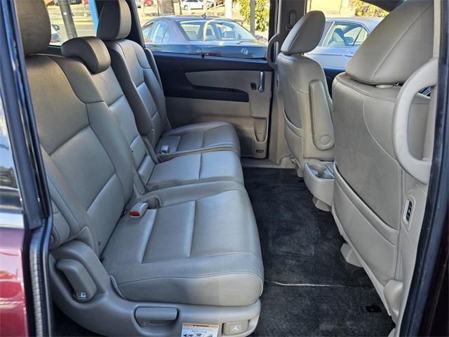 used 2015 Honda Odyssey car, priced at $13,500