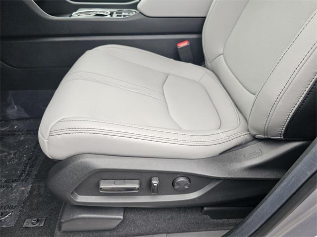 new 2025 Honda Pilot car, priced at $44,473