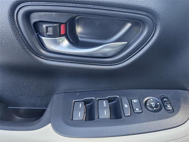 used 2025 Honda HR-V car, priced at $27,450