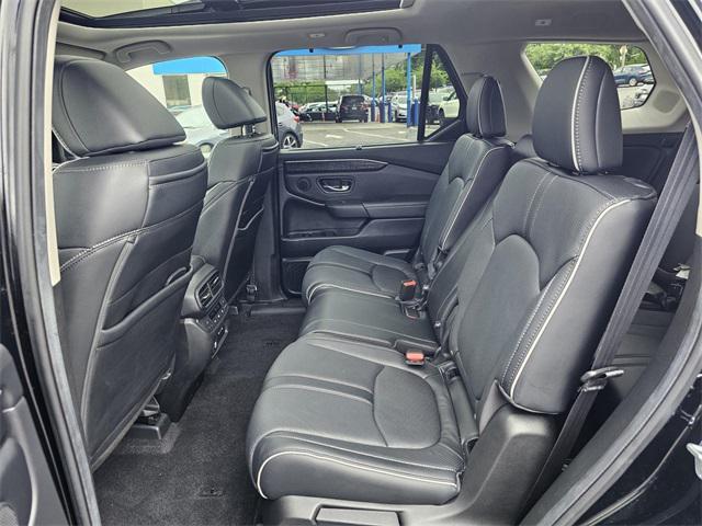 used 2024 Honda Pilot car, priced at $49,890