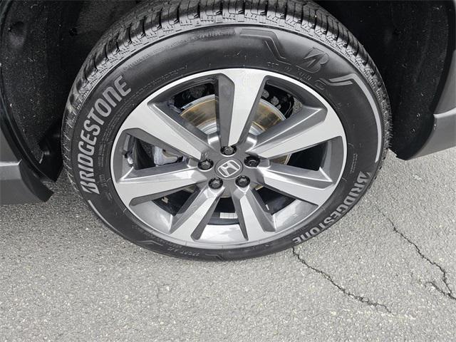 used 2024 Honda Pilot car, priced at $49,890