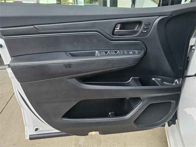 used 2023 Honda Odyssey car, priced at $38,500