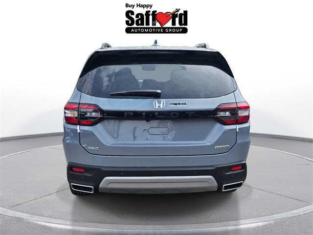 new 2025 Honda Pilot car, priced at $51,345