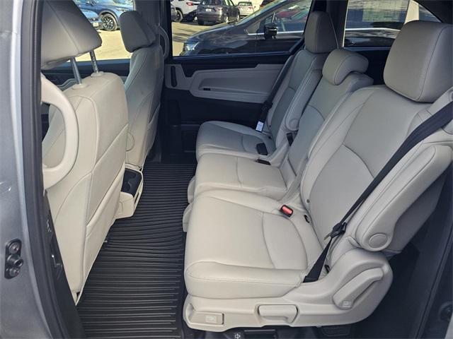 new 2026 Honda Odyssey car, priced at $45,585