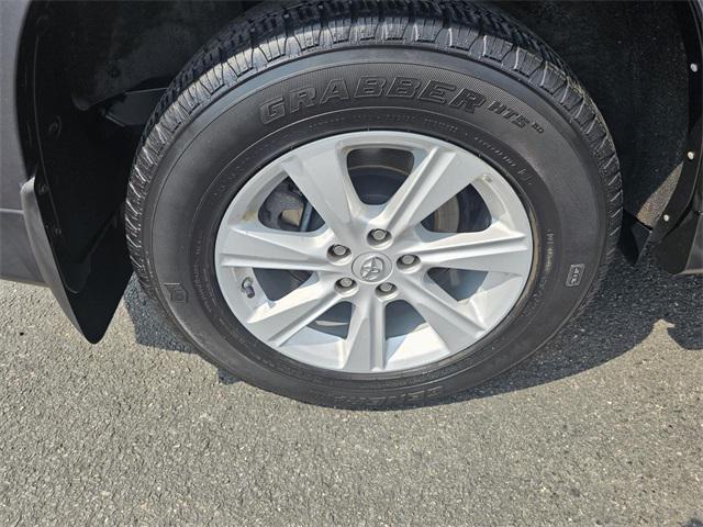 used 2013 Toyota Highlander car, priced at $19,500