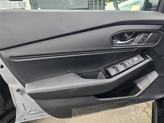 new 2025 Honda Accord Hybrid car, priced at $42,200