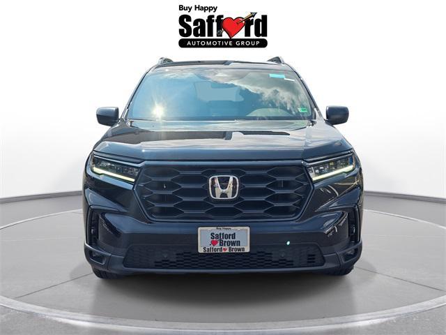 new 2025 Honda Pilot car, priced at $43,750