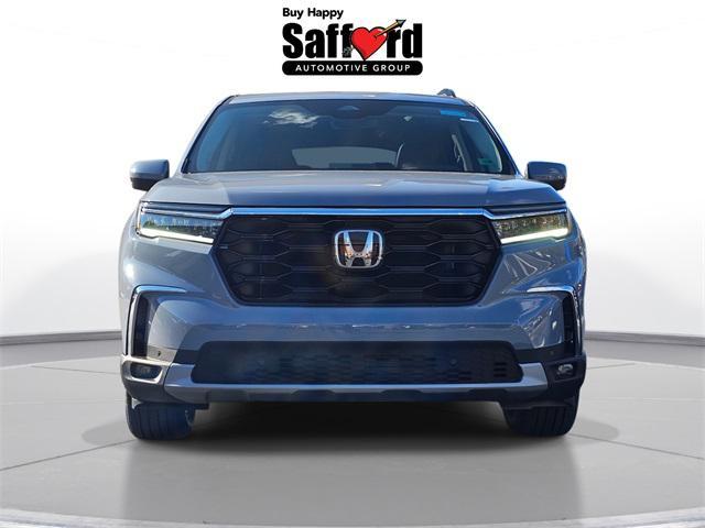 new 2025 Honda Pilot car, priced at $53,245