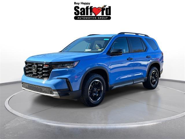 new 2025 Honda Pilot car, priced at $53,255