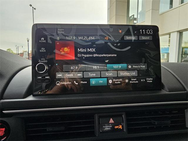 new 2025 Honda Pilot car, priced at $55,870