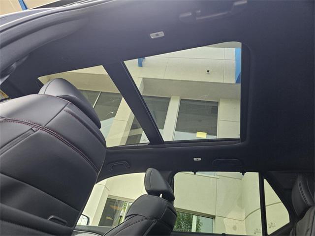 new 2025 Honda Pilot car, priced at $55,870