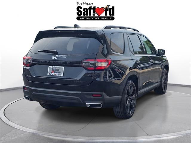 new 2025 Honda Pilot car, priced at $55,870
