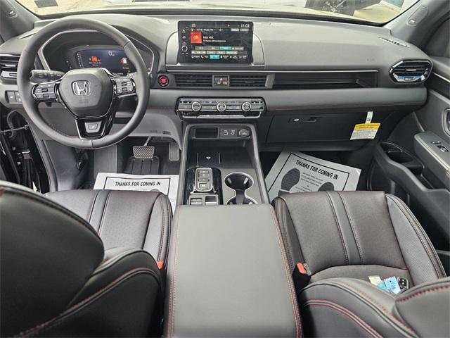 new 2025 Honda Pilot car, priced at $55,870