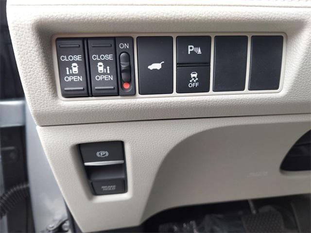 new 2025 Honda Odyssey car, priced at $52,630