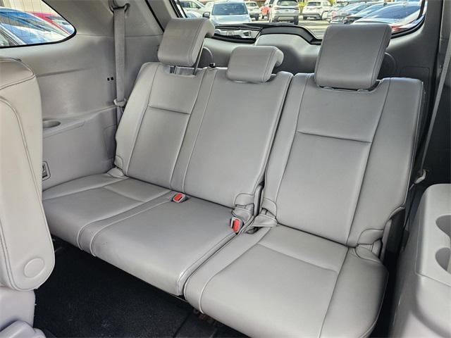 used 2016 Toyota Highlander car, priced at $17,900