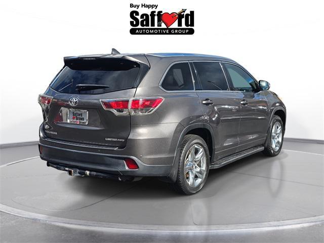used 2016 Toyota Highlander car, priced at $17,900