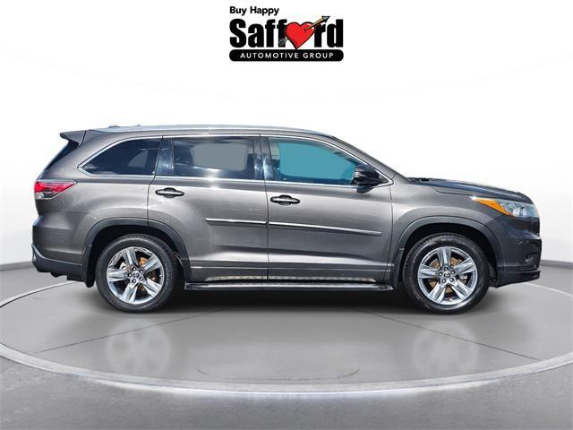used 2016 Toyota Highlander car, priced at $17,900