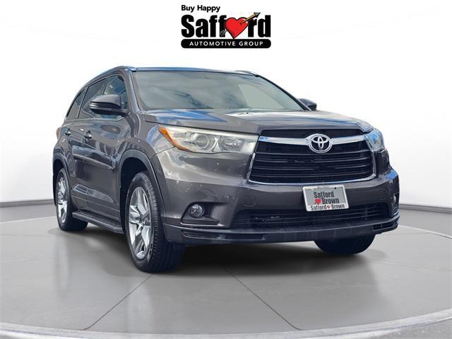 used 2016 Toyota Highlander car, priced at $17,900