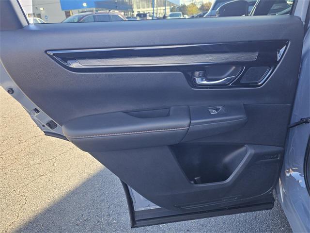 used 2025 Honda CR-V Hybrid car, priced at $39,397