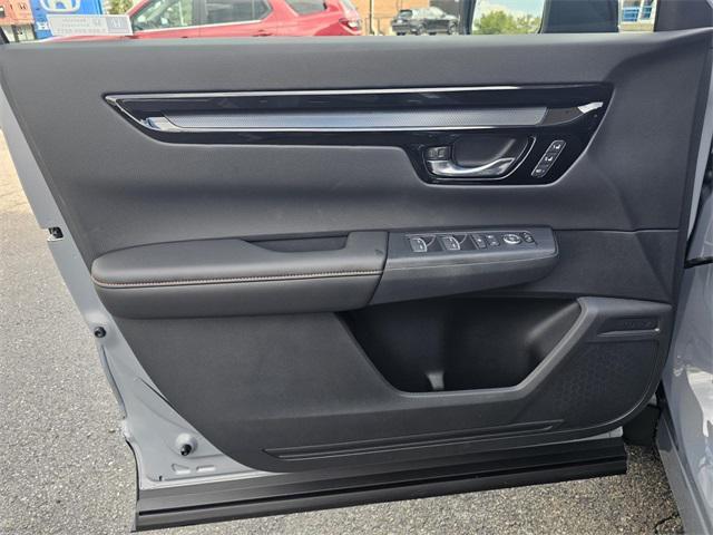 new 2026 Honda CR-V Hybrid car, priced at $45,450