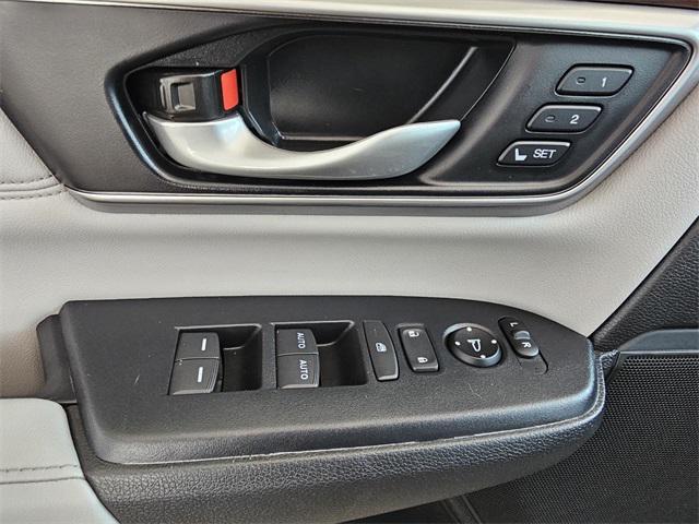 used 2022 Honda CR-V Hybrid car, priced at $32,167