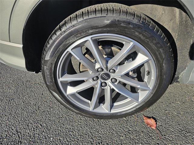 used 2024 Audi Q3 car, priced at $38,372