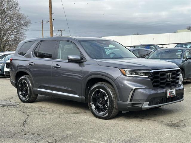 new 2025 Honda Pilot car, priced at $48,895