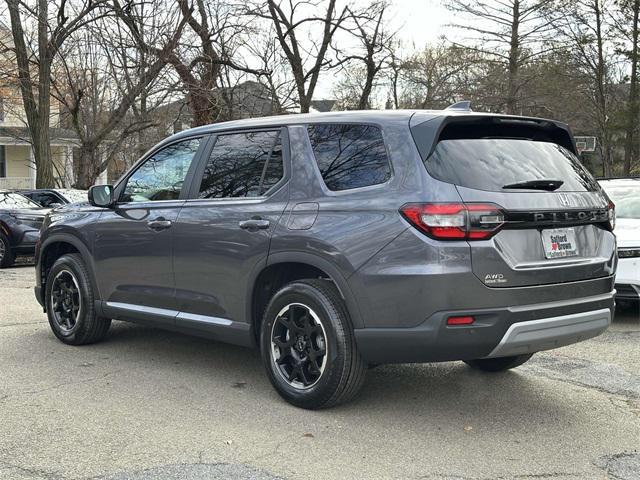 new 2025 Honda Pilot car, priced at $48,895