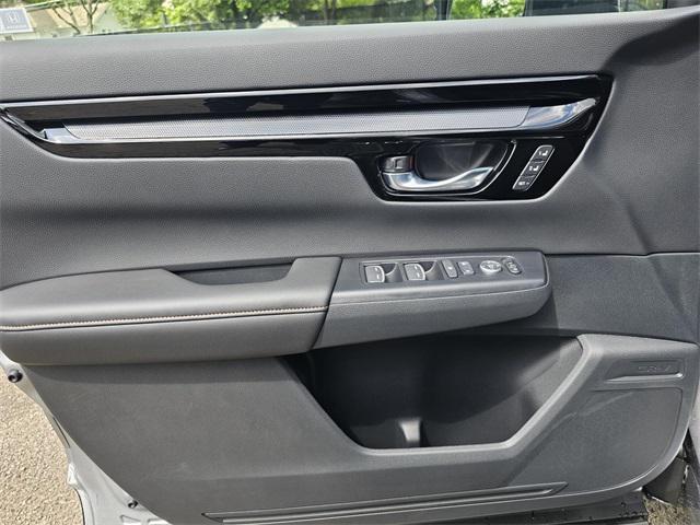 new 2025 Honda CR-V Hybrid car, priced at $42,495