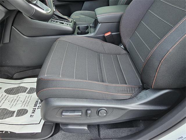 new 2025 Honda CR-V Hybrid car, priced at $38,000