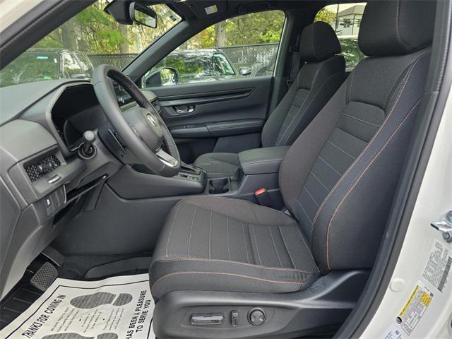 new 2025 Honda CR-V Hybrid car, priced at $38,000