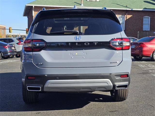 new 2025 Honda Pilot car, priced at $53,545