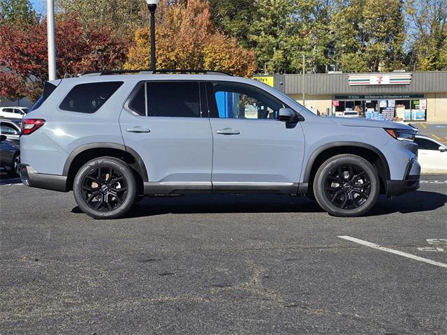new 2025 Honda Pilot car, priced at $53,545