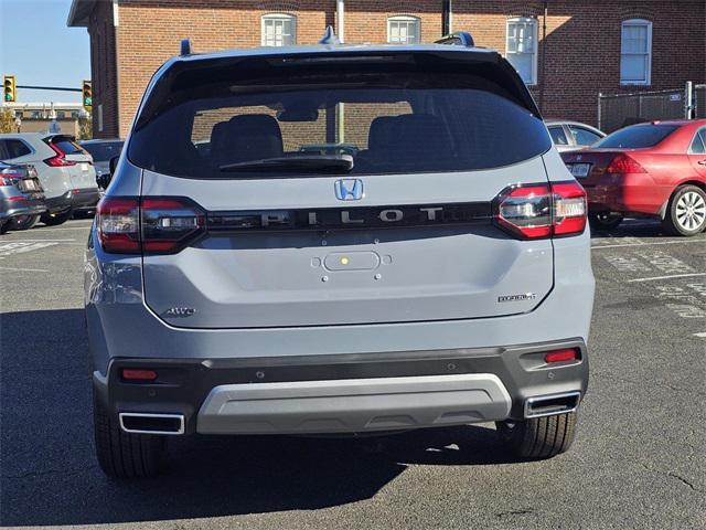 new 2025 Honda Pilot car, priced at $53,545