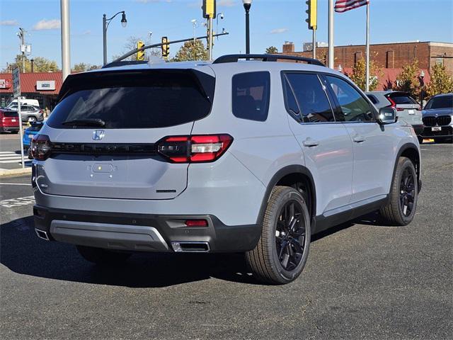 new 2025 Honda Pilot car, priced at $53,545