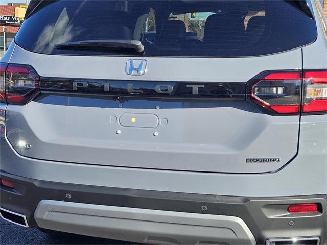new 2025 Honda Pilot car, priced at $53,545
